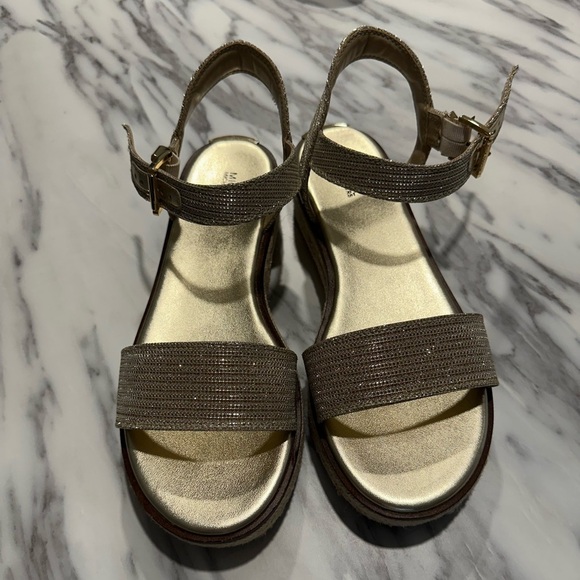 NWOT- Micheal Kors Richie Espadrille sandal - Size 10 - Picture 7 of 11